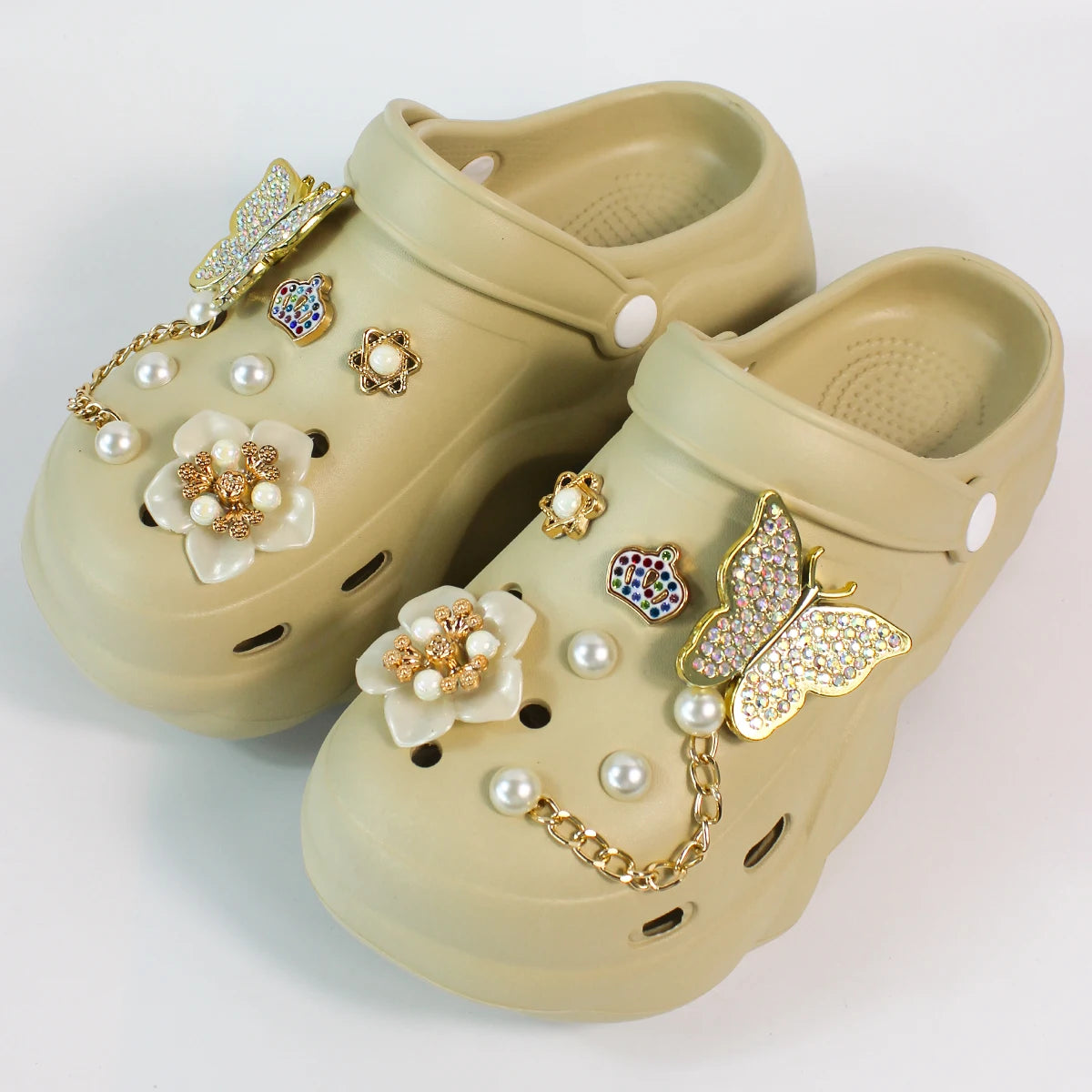 Women DIY Silver Butterfly-Knot Fashion Bow Decor Clogs Summer Sping Autumn Beach Sandals Cave Hole Garden Shoes Students Girls