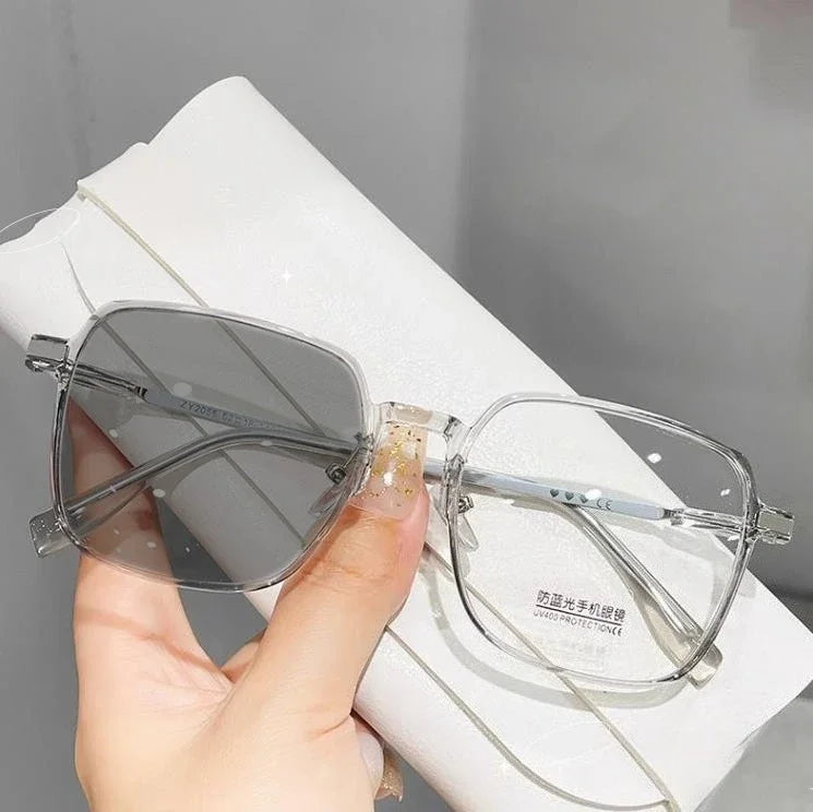Photochromic Anti Blue Light Blocking Reading Glasses Stylish Large Frames for Man and Woman Presbyopia Eyewea Plano Eyeglasses