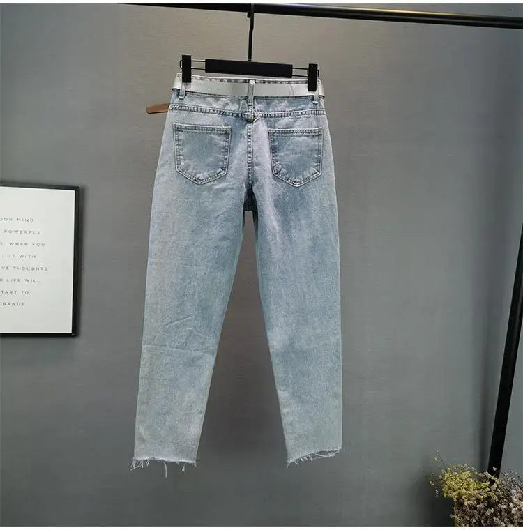 Heavy industry Diamond studded ripped Jeans Women's Street wear 2025 Summer New Loose Nine point Pants Casual Denim Trousers