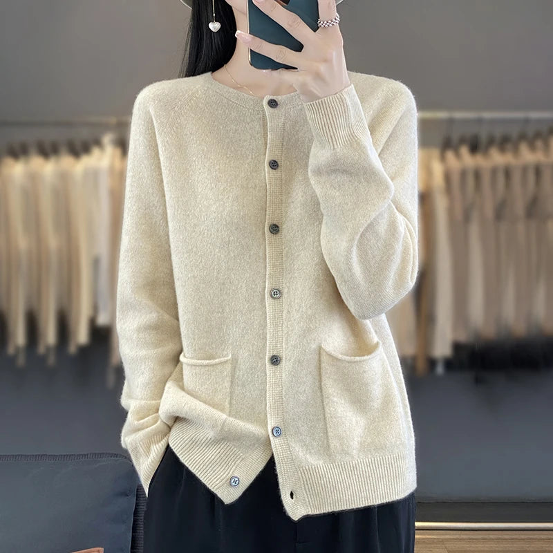 Women's Round Neck Knitted Solid Color Double Pocket Sweater For Autumn And Winter Warm And Loose Knit Cardigan Soft Wool Top ZD