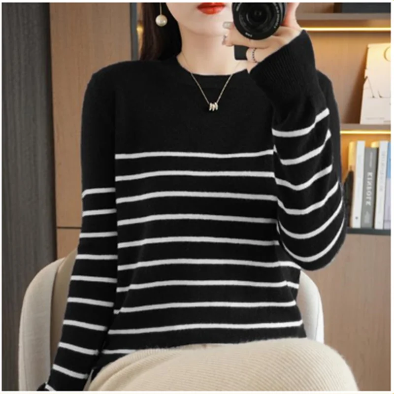 Women's Korean Version Spring Sweater With Dual Color Striped long Sleeved Round Neck New Pullover Sweater Made 100% Cotton  SMY