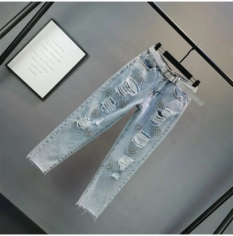 Heavy industry Diamond studded ripped Jeans Women's Street wear 2025 Summer New Loose Nine point Pants Casual Denim Trousers