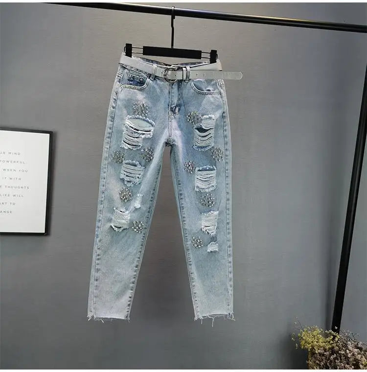 Heavy industry Diamond studded ripped Jeans Women's Street wear 2025 Summer New Loose Nine point Pants Casual Denim Trousers