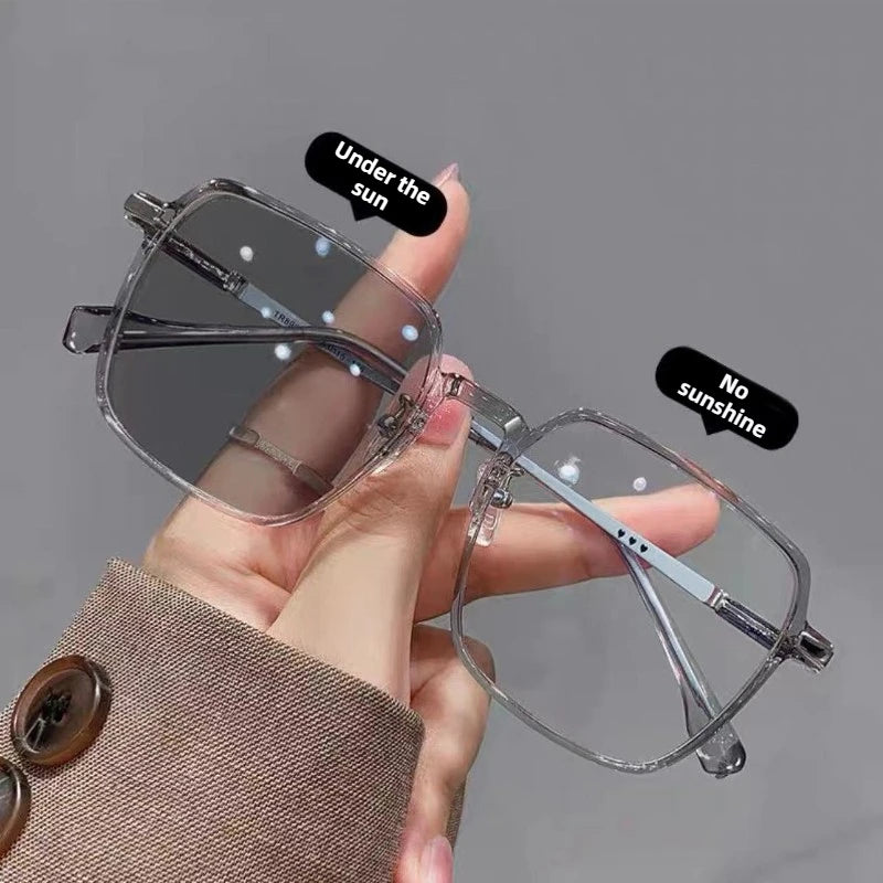 Photochromic Anti Blue Light Blocking Reading Glasses Stylish Large Frames for Man and Woman Presbyopia Eyewea Plano Eyeglasses