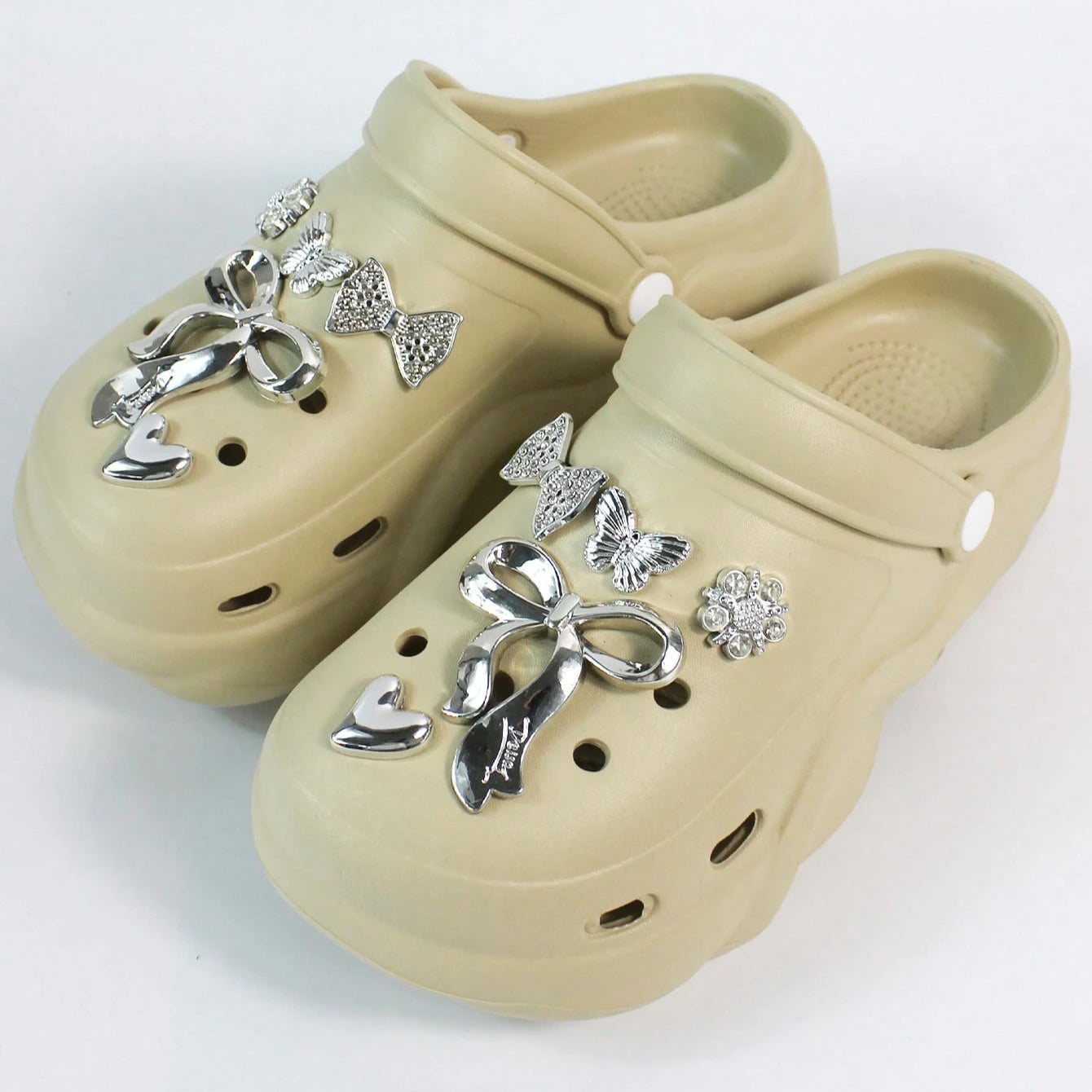 Women DIY Silver Butterfly-Knot Fashion Bow Decor Clogs Summer Sping Autumn Beach Sandals Cave Hole Garden Shoes Students Girls