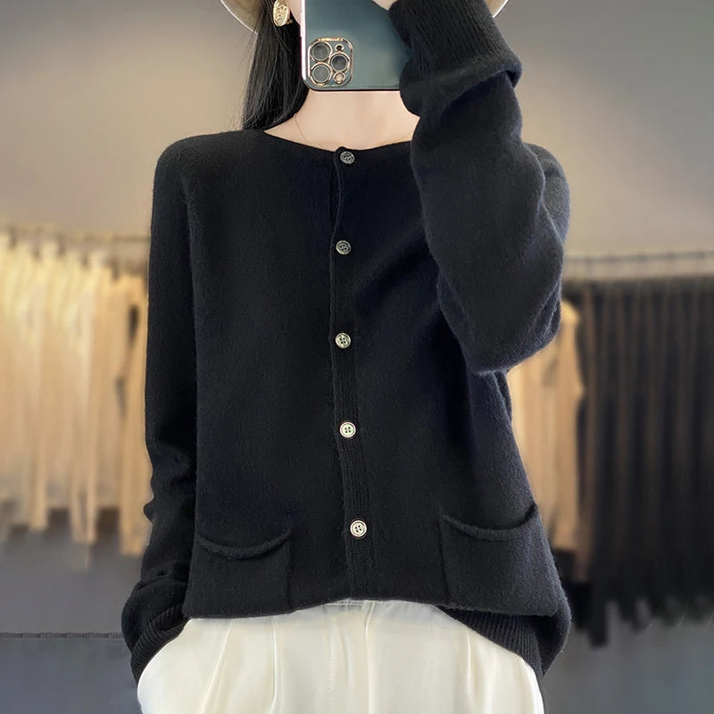 Women's Round Neck Knitted Solid Color Double Pocket Sweater For Autumn And Winter Warm And Loose Knit Cardigan Soft Wool Top ZD