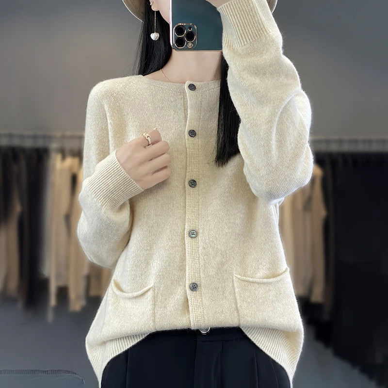 Women's Round Neck Knitted Solid Color Double Pocket Sweater For Autumn And Winter Warm And Loose Knit Cardigan Soft Wool Top ZD