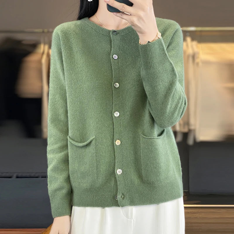 Women's Round Neck Knitted Solid Color Double Pocket Sweater For Autumn And Winter Warm And Loose Knit Cardigan Soft Wool Top ZD