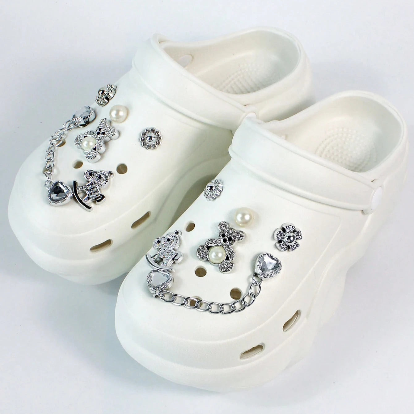 Women DIY Silver Butterfly-Knot Fashion Bow Decor Clogs Summer Sping Autumn Beach Sandals Cave Hole Garden Shoes Students Girls
