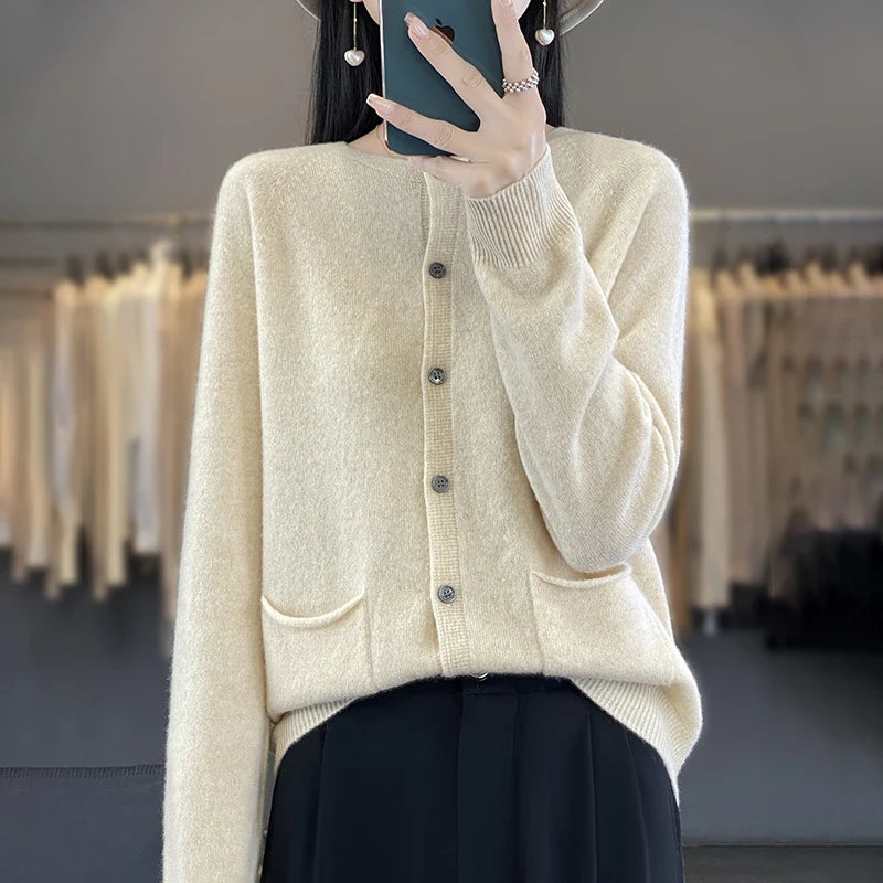 Women's Round Neck Knitted Solid Color Double Pocket Sweater For Autumn And Winter Warm And Loose Knit Cardigan Soft Wool Top ZD